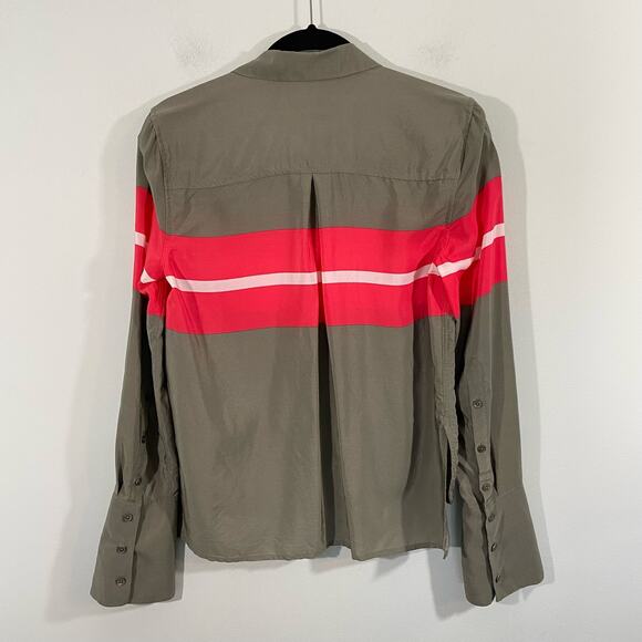 Equipment Femme Green & Red Button Up Silk Long Sleeve Blouse Size S/P - Picture 8 of 8